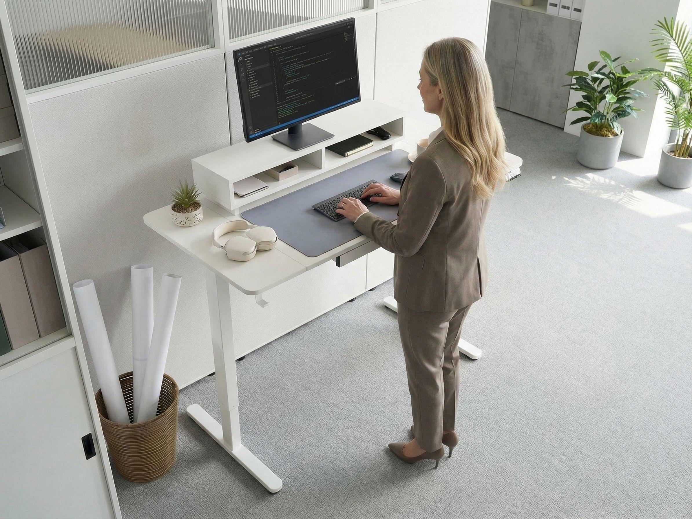 Elektrisch verstelbaar sta-bureau LUCAMA Wit 120 cm 60 cm met USB-poort