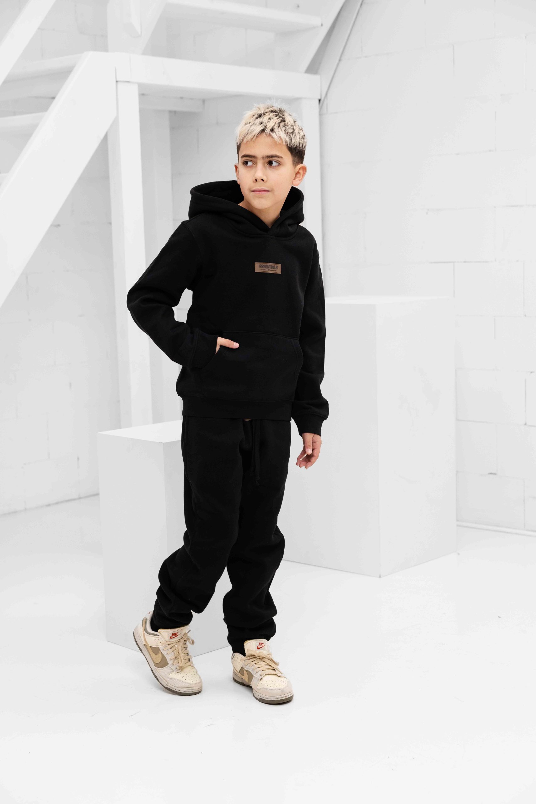 Cou7ure Essentials Rubber Trainingspak Kids Zwart