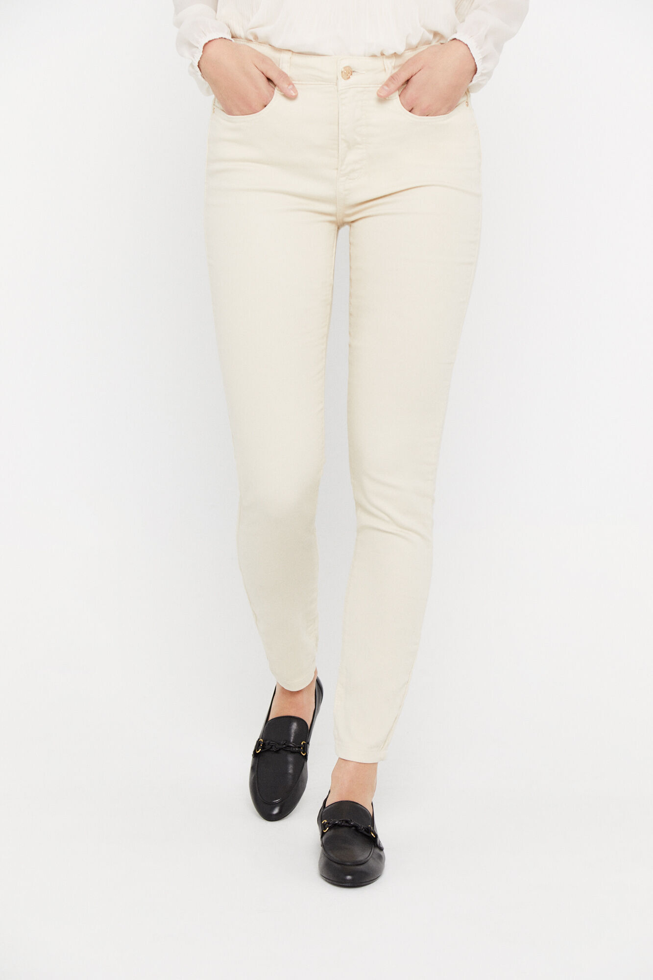 Calça jeans modeladora Sensational Fit - Marfim