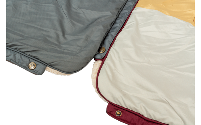BusBoxx Voited CloudTouch 4 in 1 Campingdecke Camp Vibes