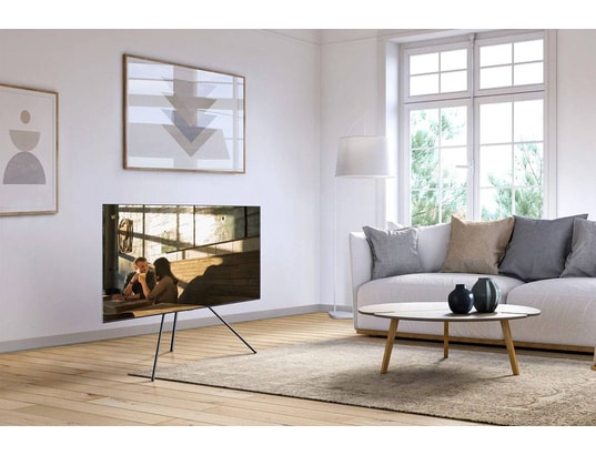 SAMSUNG - TV QLED 4K 125 cm TQ50LS03FA + VG-SESB11K