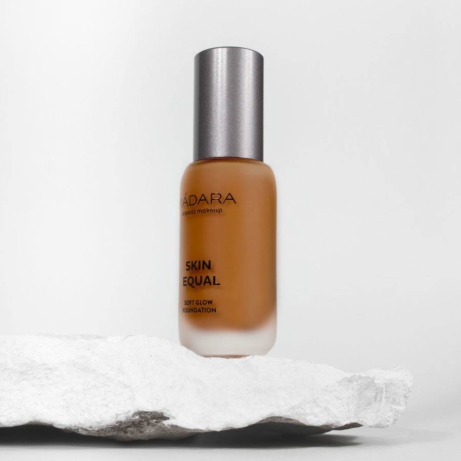 Mádara Skin Equal Foundation #90 Chestnut 30ml
