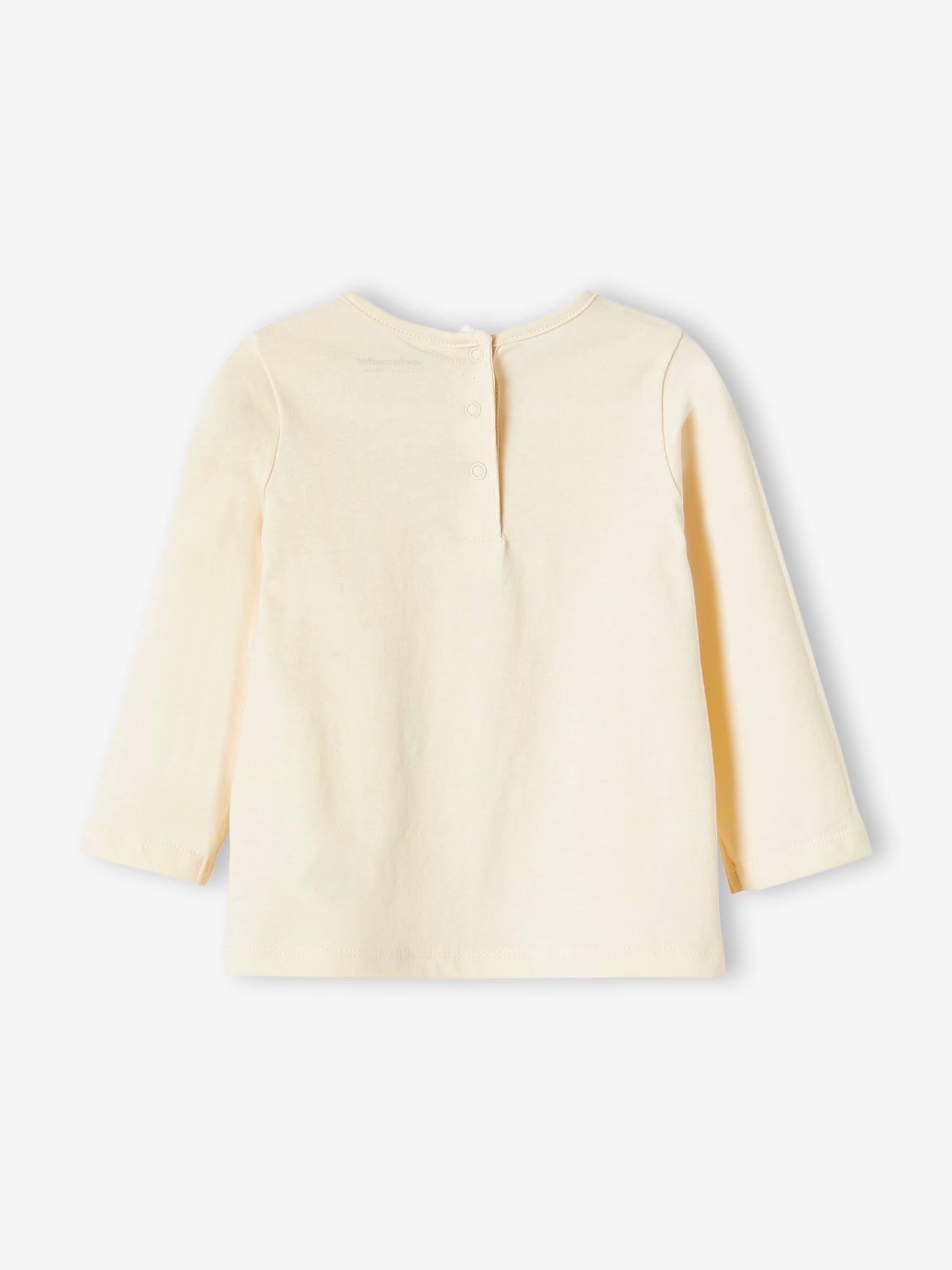 Camiseta infantil feminina com bolso, estampa de coração e morangos, bege claro lisa com detalhes.