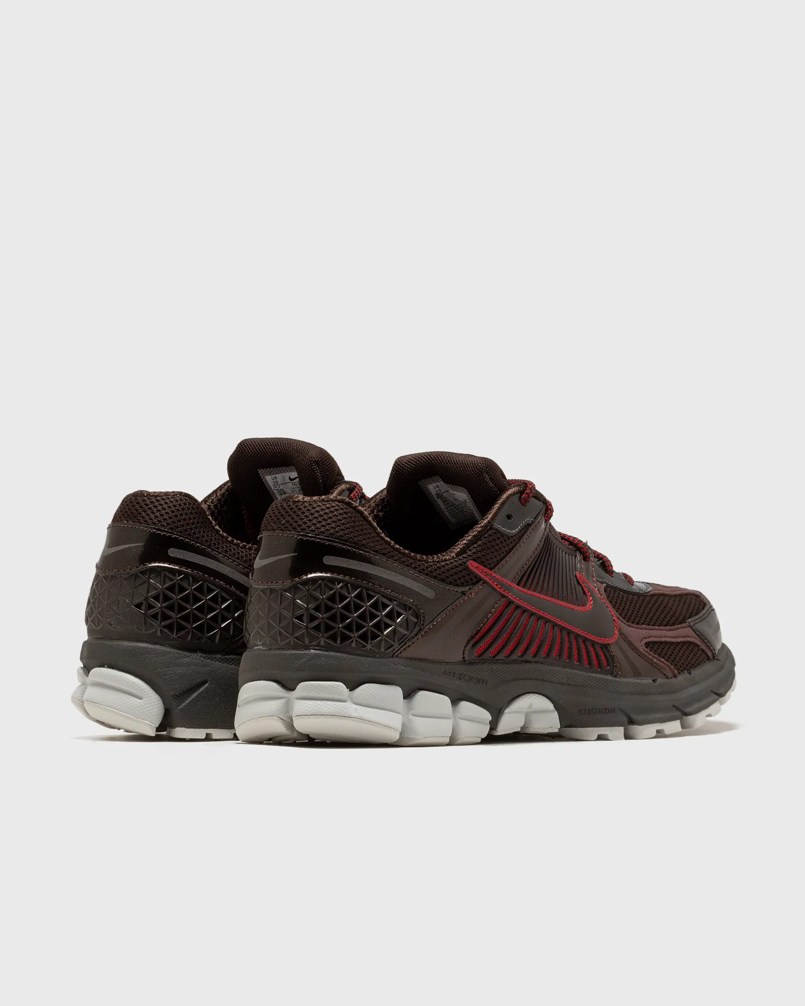 Nike ZOOM VOMERO 5