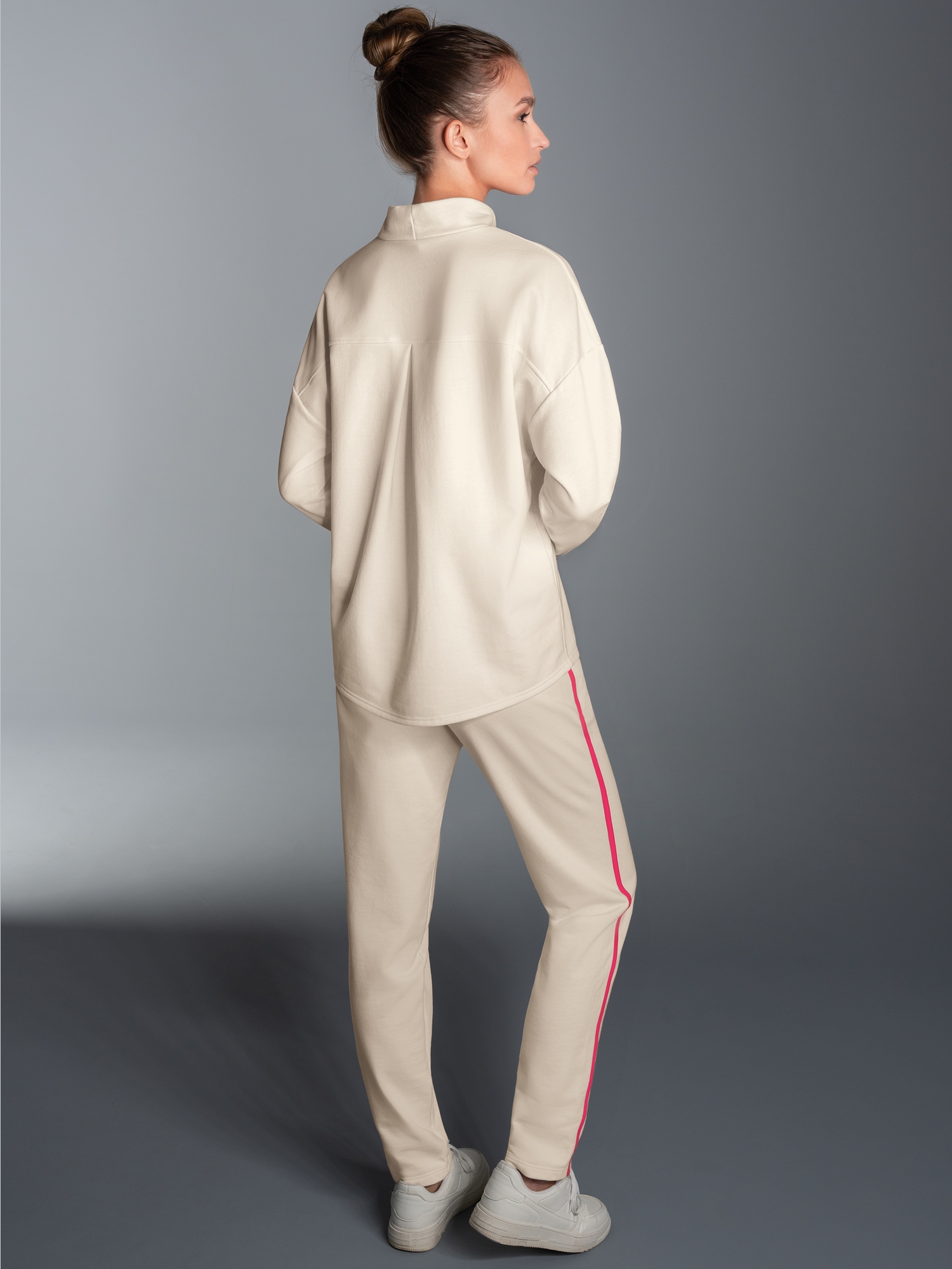 Oversized Jogginganzug mit Stehkragen Natur