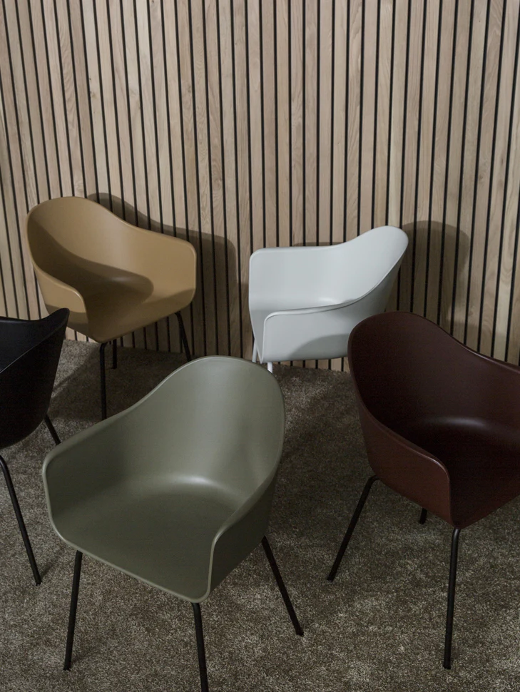 Audo Copenhagen  Harbour Chair - Light Grey/Black Steel