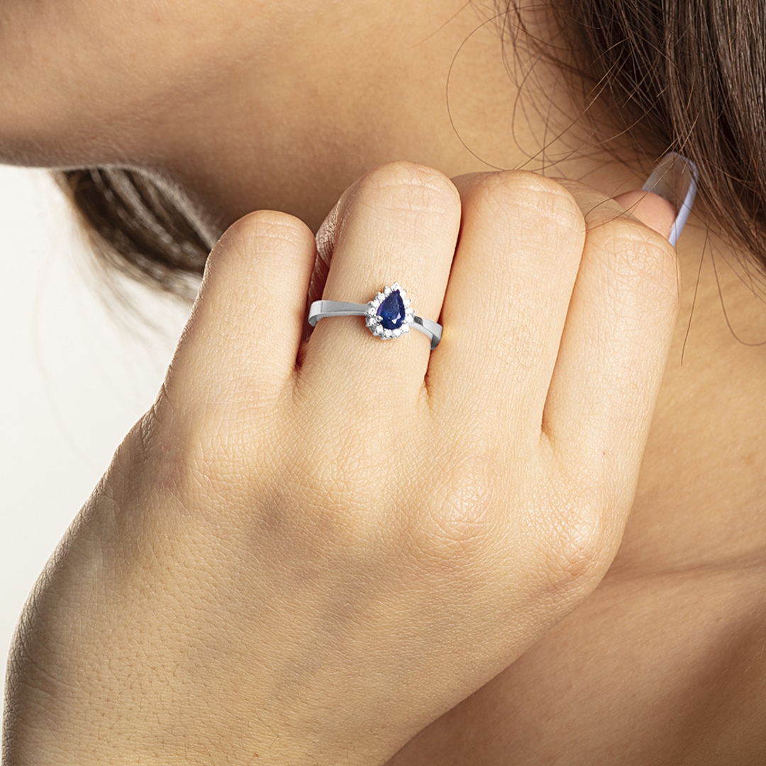 Damenring 750/18 K Weissgold mit Diamanten 0.11 ct H/si & Saphir 0.46 ct