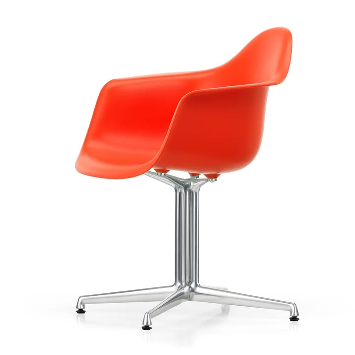 Vitra - Eames Plastic Armchair DAL RE, poliert / poppy red (Filzgleiter basic dark)