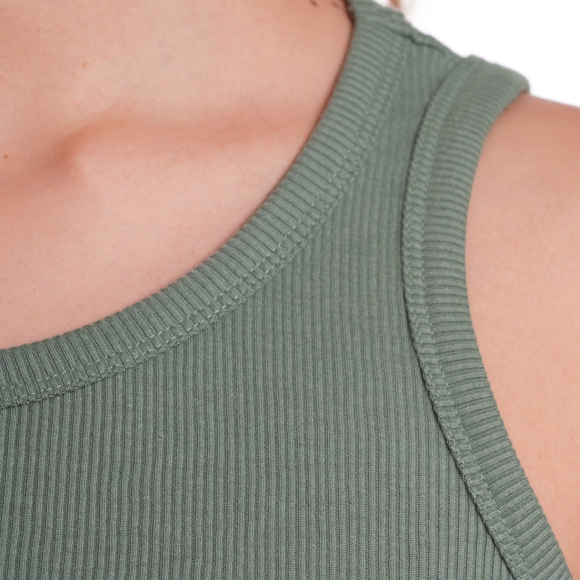 Gina Damen Top mit Ripp-Struktur oliv