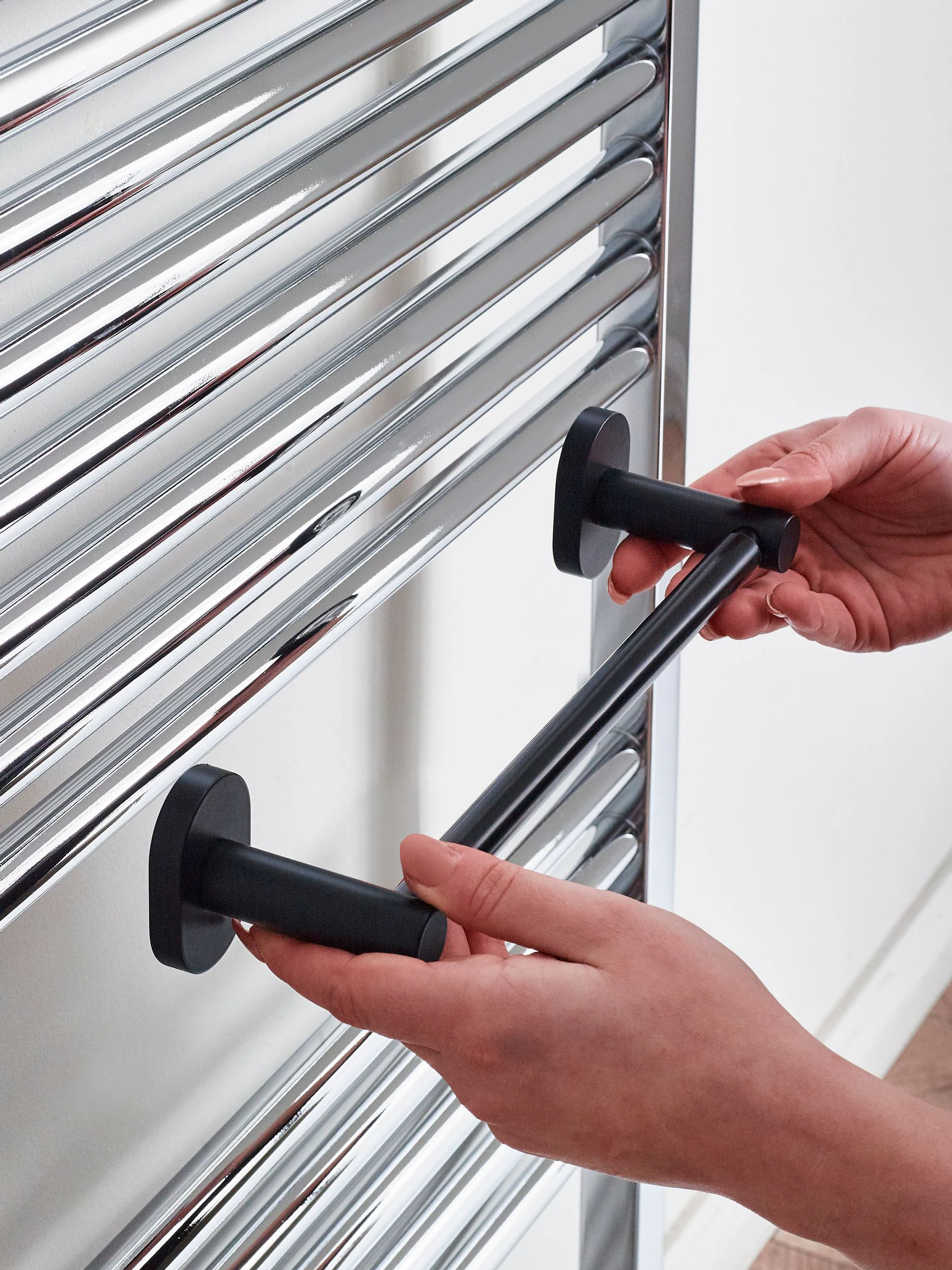 Magnetische uitschuifbare handdoekrail
