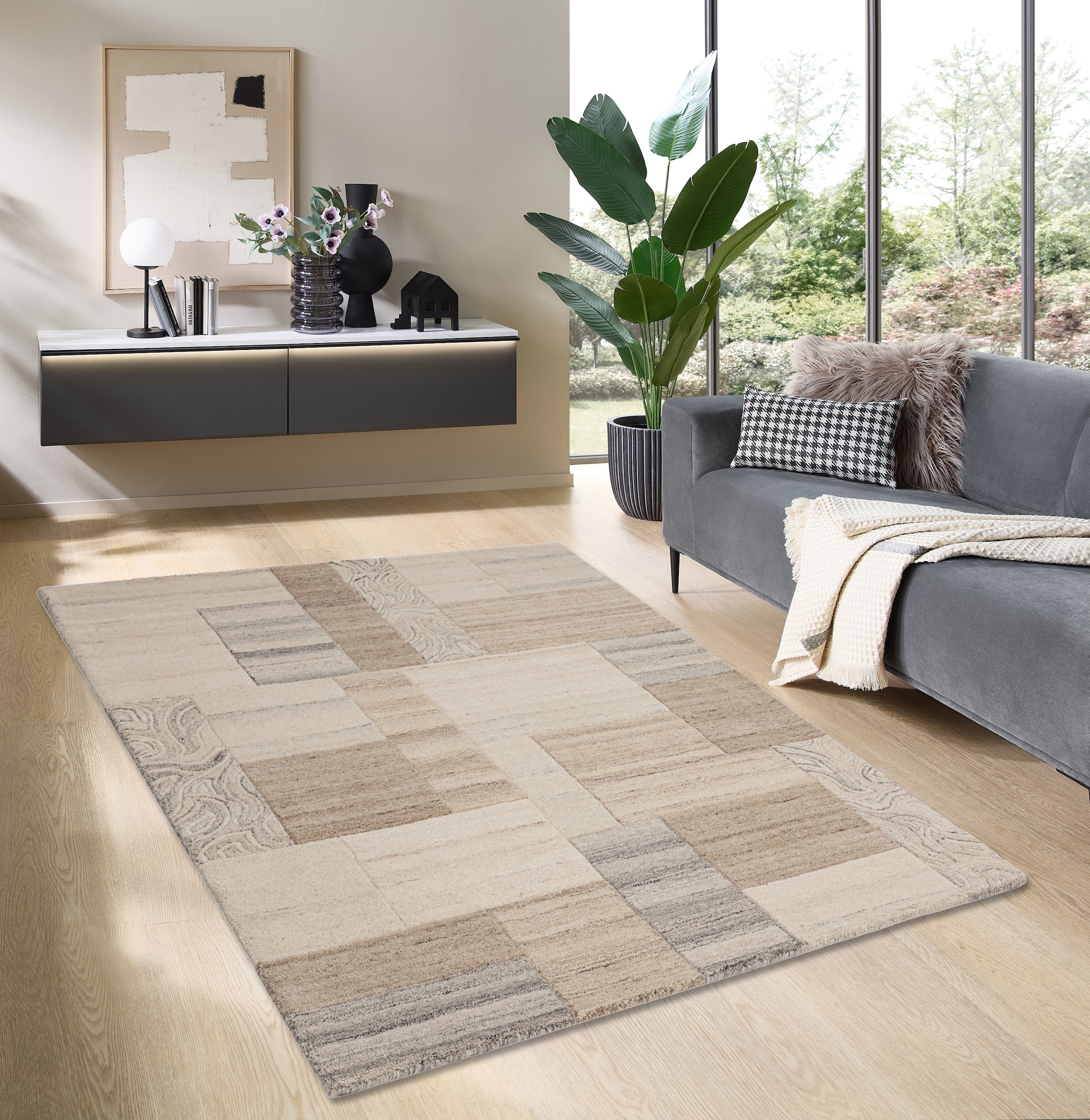 THEKO Wollteppich »Lola, Wolle, handgearbeitet, Patchwork Design, handgetuftet« rechteckig 12 mm Höhe Wohnzimmer, Schlafzimmer, Esszimmer, auch als Läufer und rund