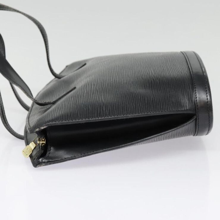 Louis Vuitton Vintage Louis Vuitton Saint Jacques Black