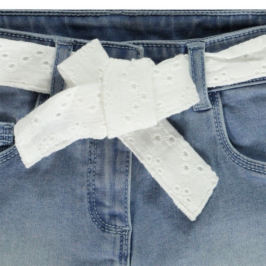 Short en jean avec ceinture en broderie anglaise pour fille - Bleu