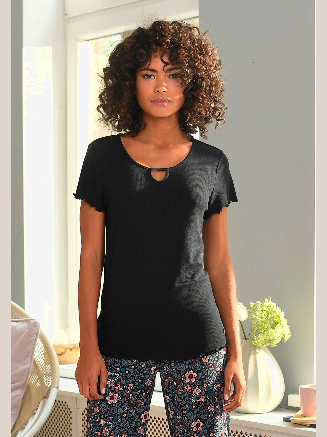 T-shirt à manches courtes avec encolure ronde