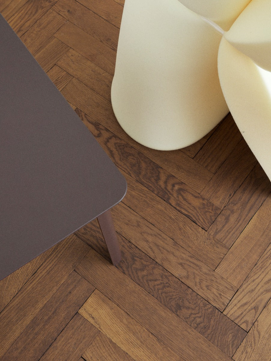 Normann Copenhagen  Steady lille bord - 38x45x45 cm.