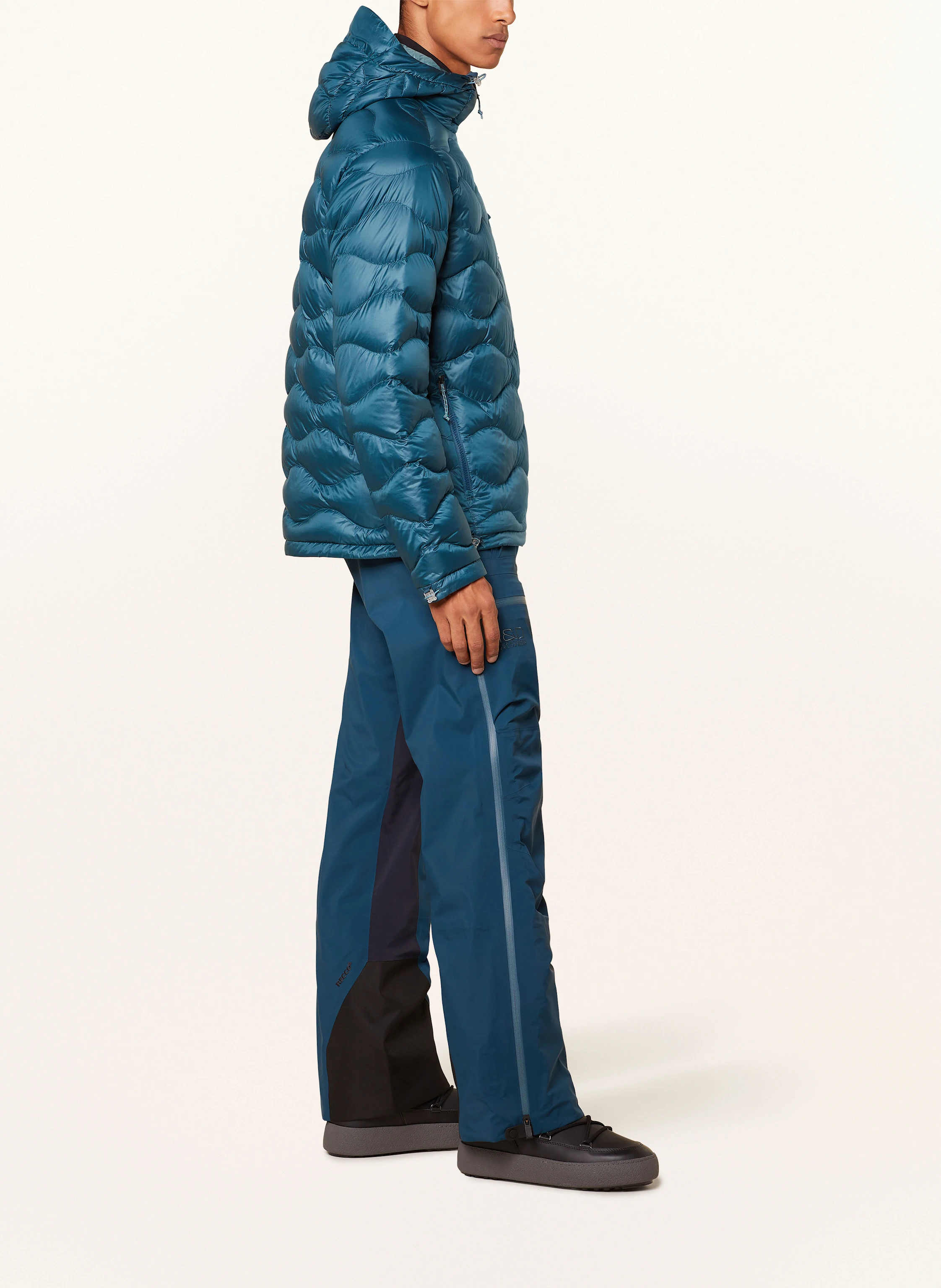 Peak Performance Lightweight-Daunenjacke HELIUM UTILITY