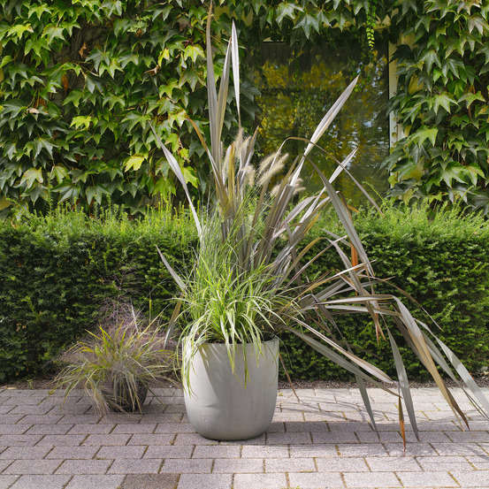 Pot Œuf, gris ciment Ø 43 x H. 41 cm