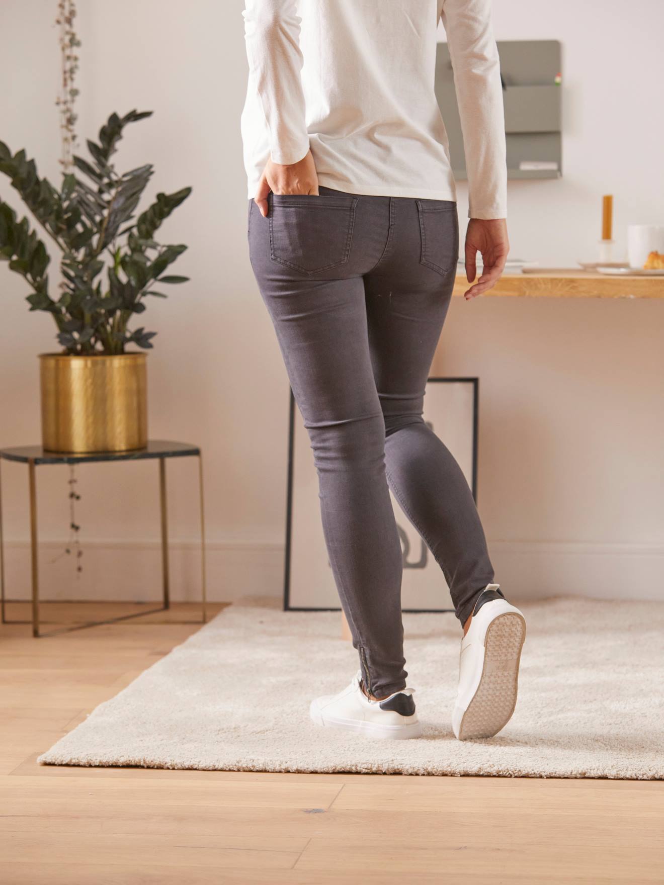 Calça jeans de gestante slim fit, 76 cm de entrepernas, cinza escuro liso