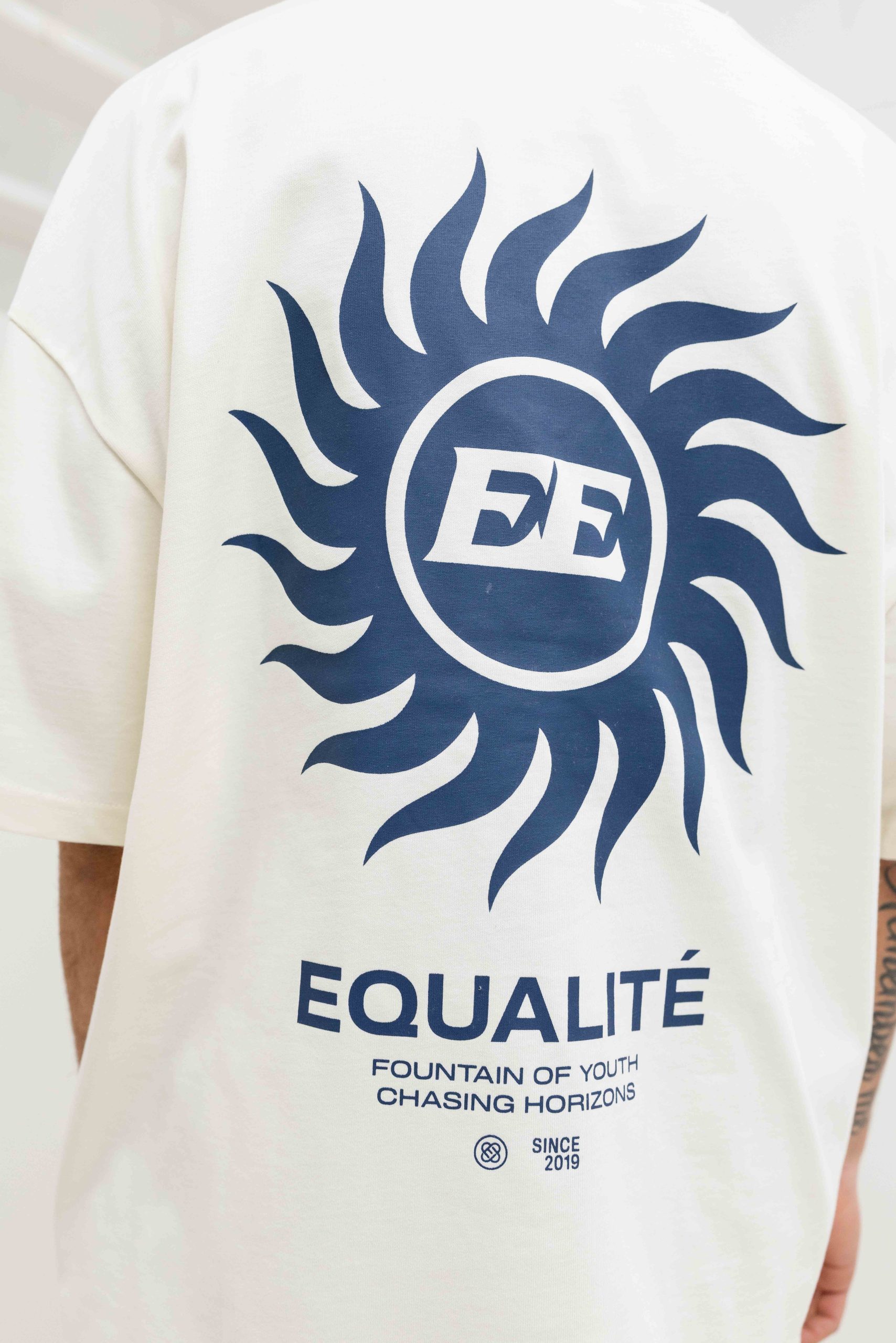 Equalité Sunny Boxy T-Shirt Heren Gebroken Wit/Donkerblauw