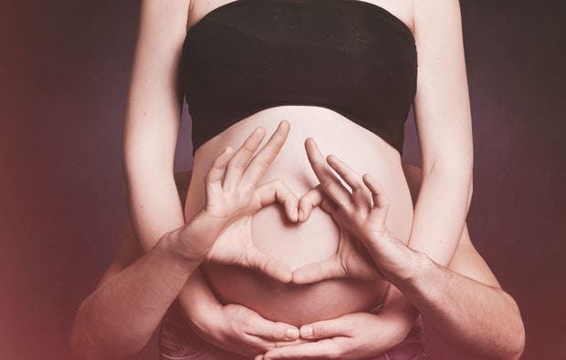 Babybauch-Fotoshooting in Bad Endorf als Geschenk