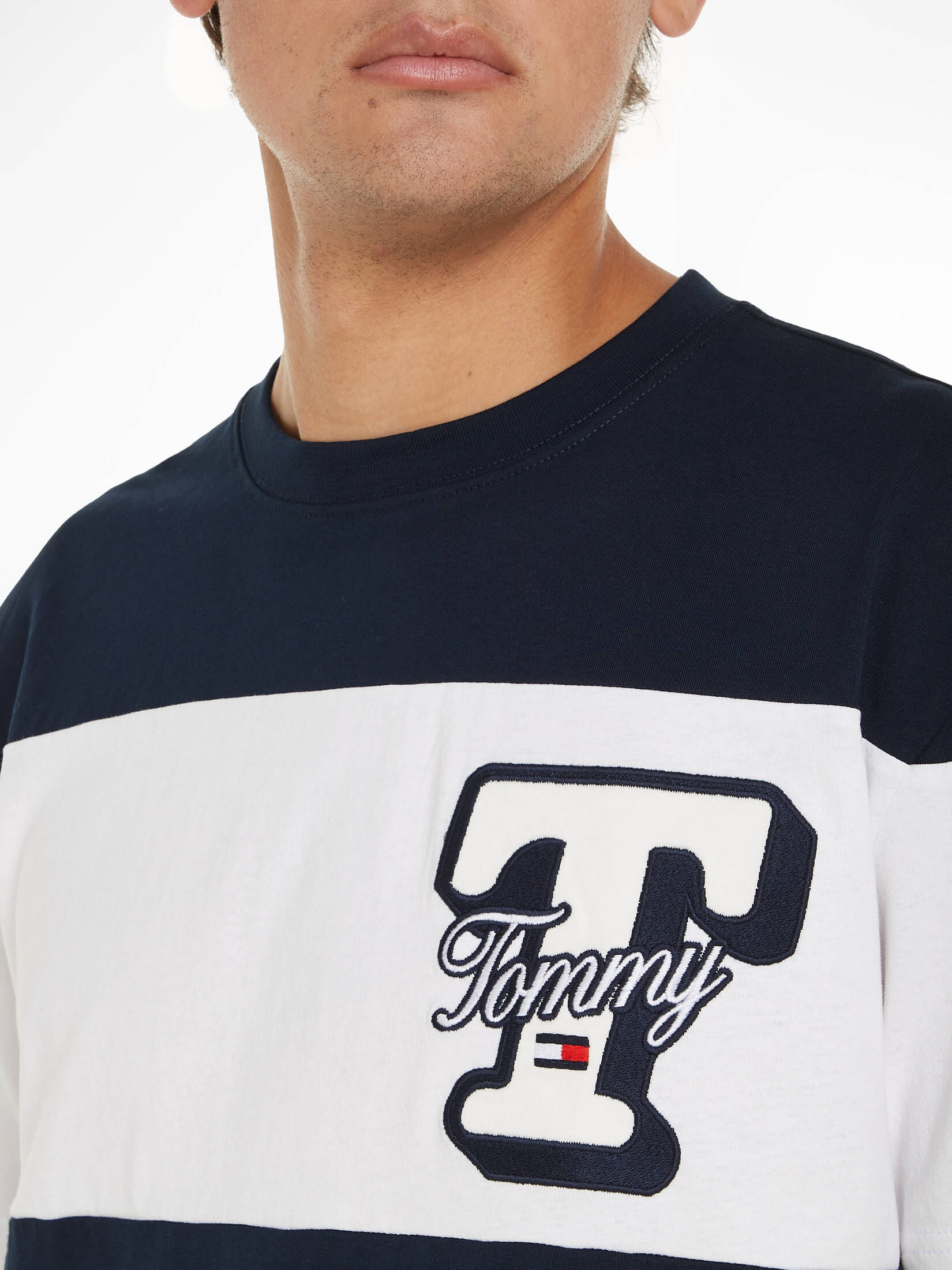 Tommy Jeans| Herren T-Shirt TJM REGULAR LETTER CUT & SEW TEE