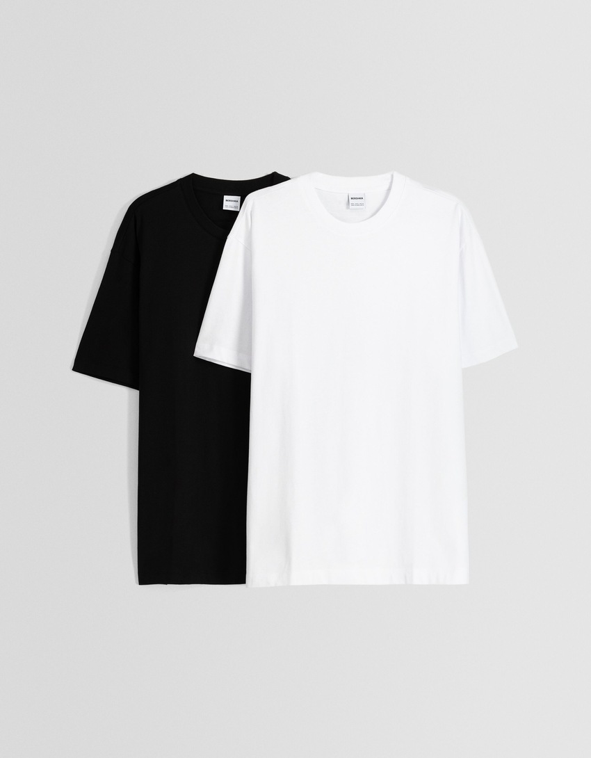 Pacote com 2 camisetas de corte reto
