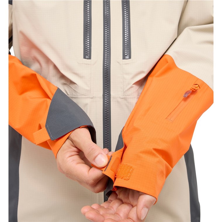 Haglöfs Spitz GTX PRO Jacket Women Chalk Beige/Magnetite