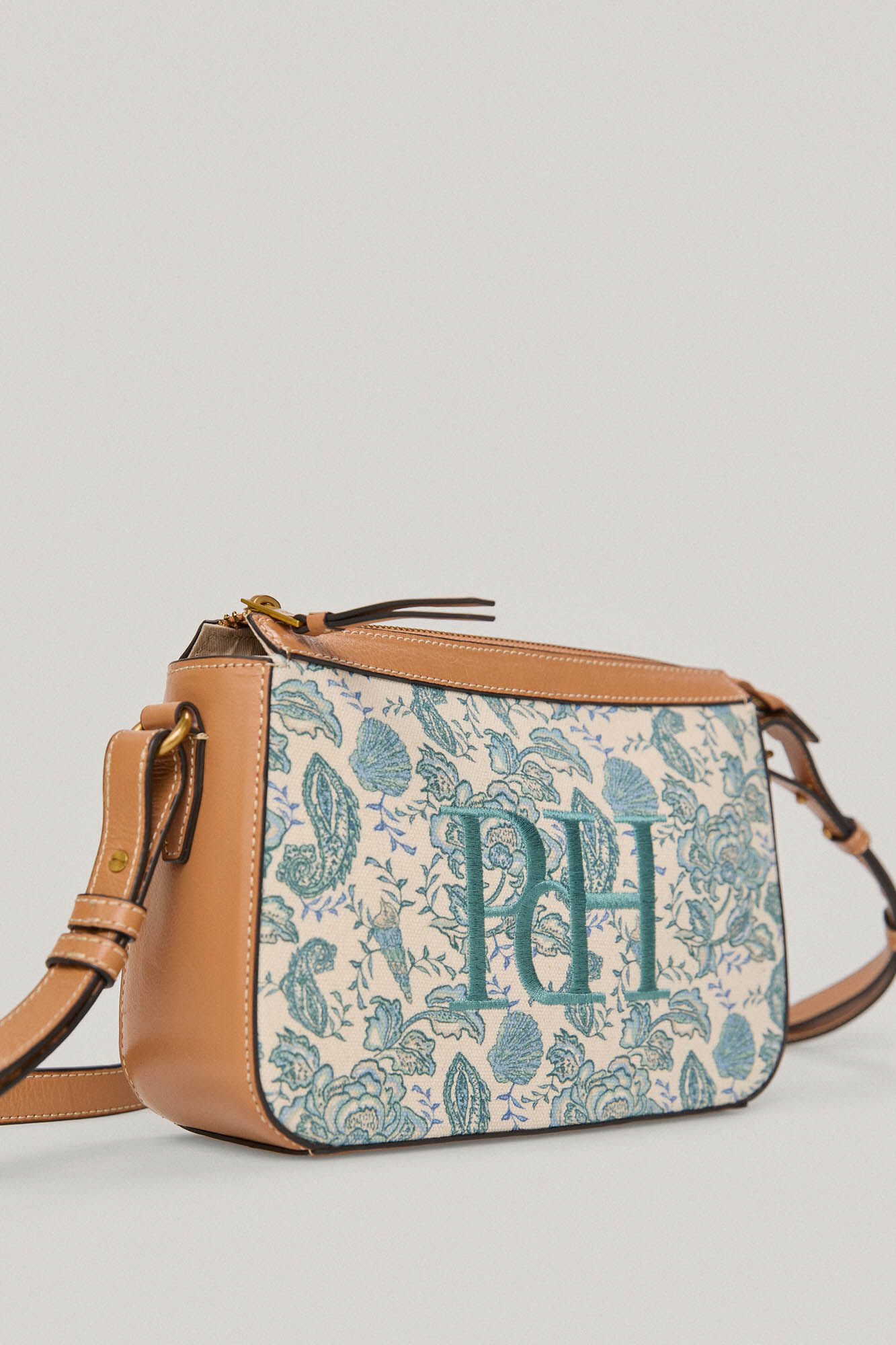 Bolsa transversal em lona com estampa de couro e azul marinho - Azul