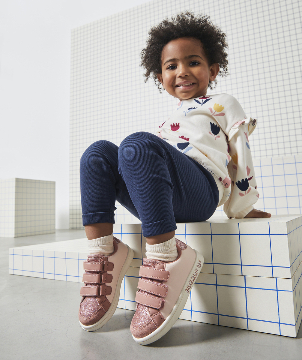 LE LEGGING À CÔTES BLEU MARINE EN COTON BIOLOGIQUE