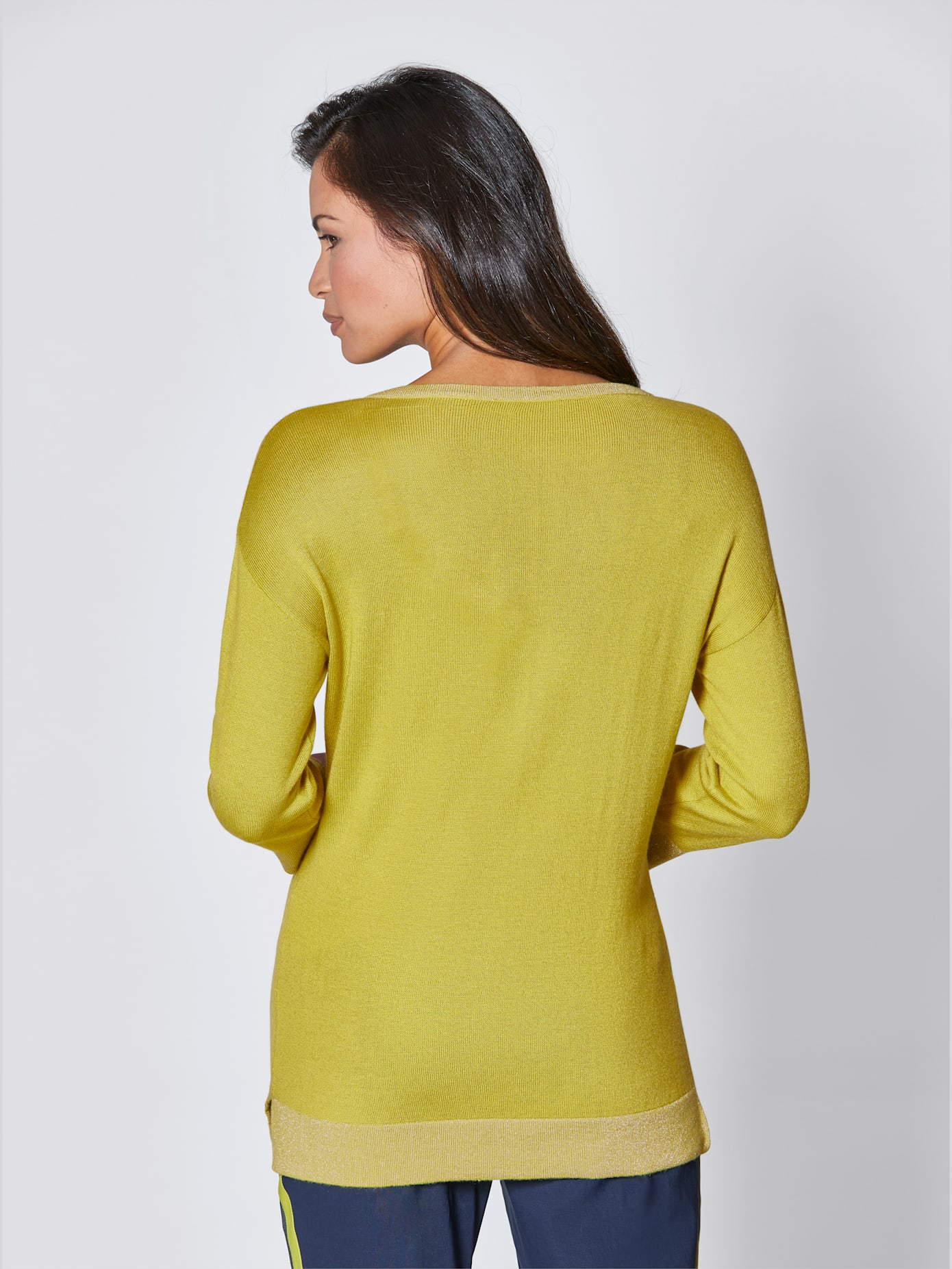 Pull à encolure en v 12% soie
