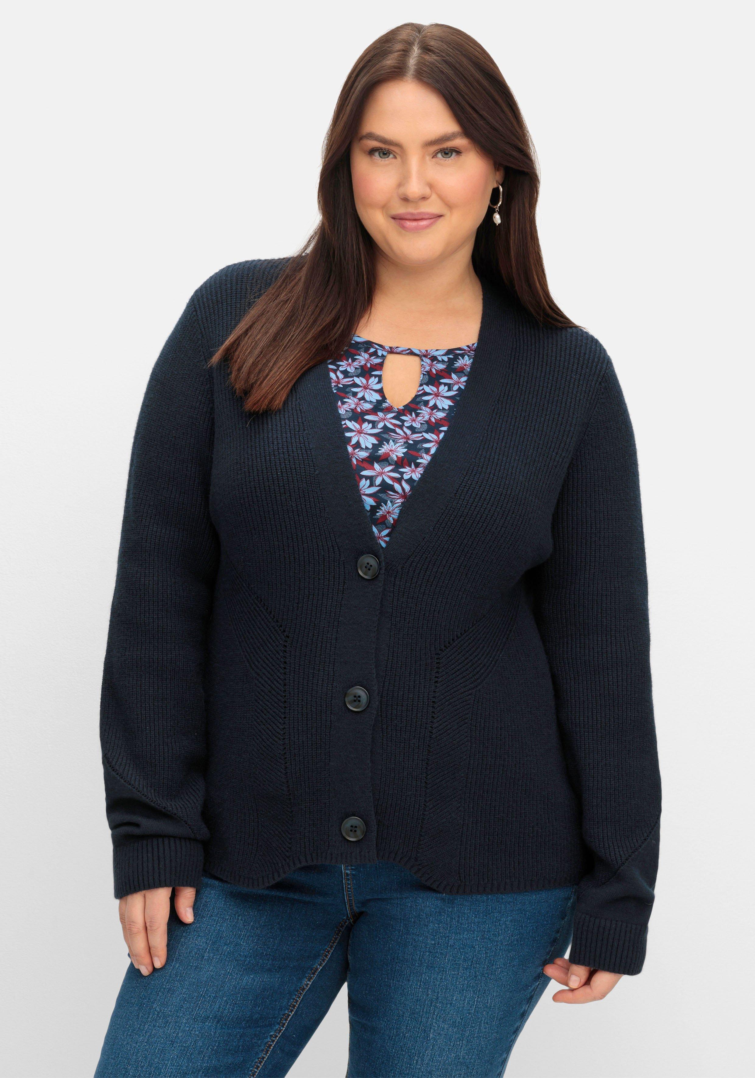 Strickjacke im Strickmuster-Mix