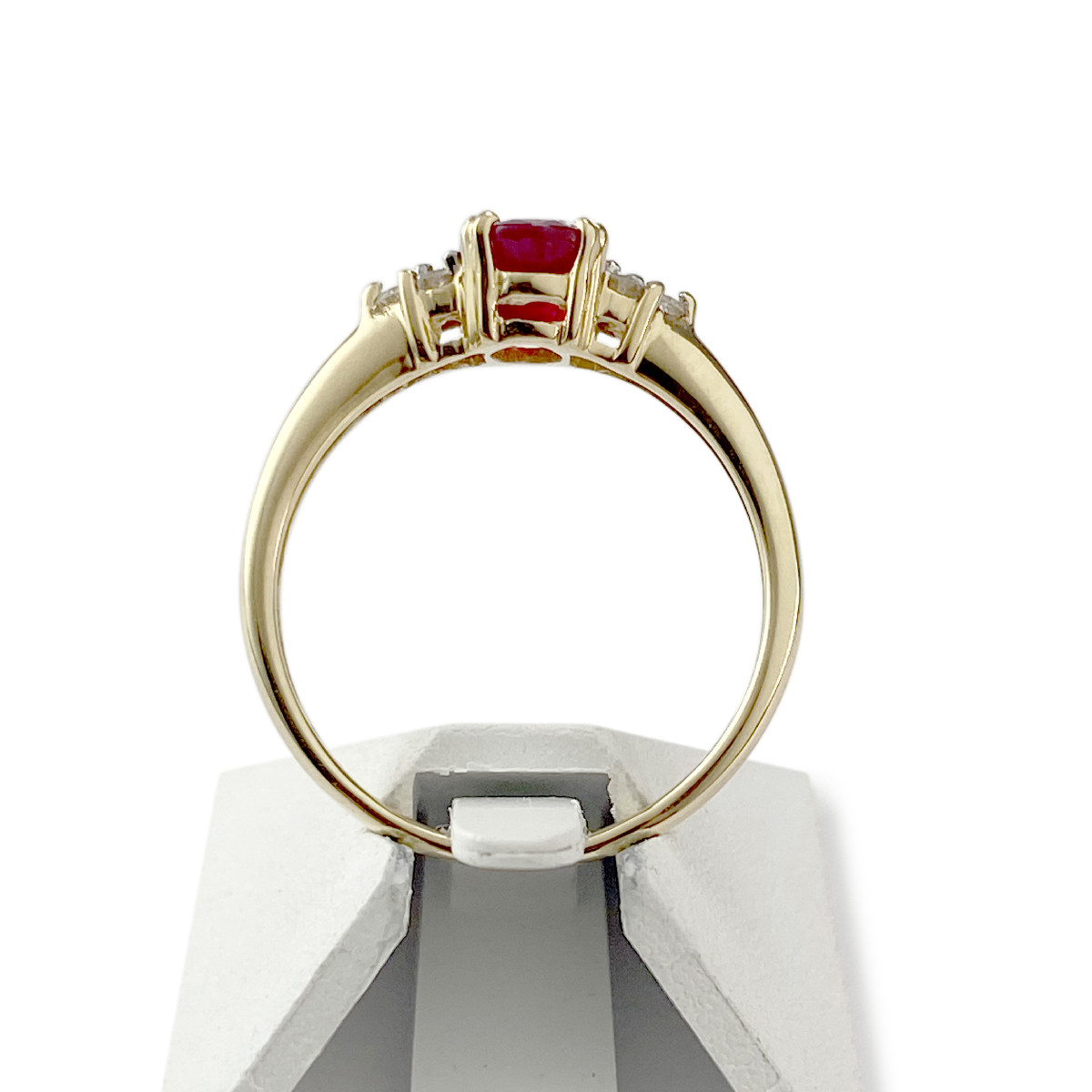 Bague d'occasion or 750 jaune rubis diamants