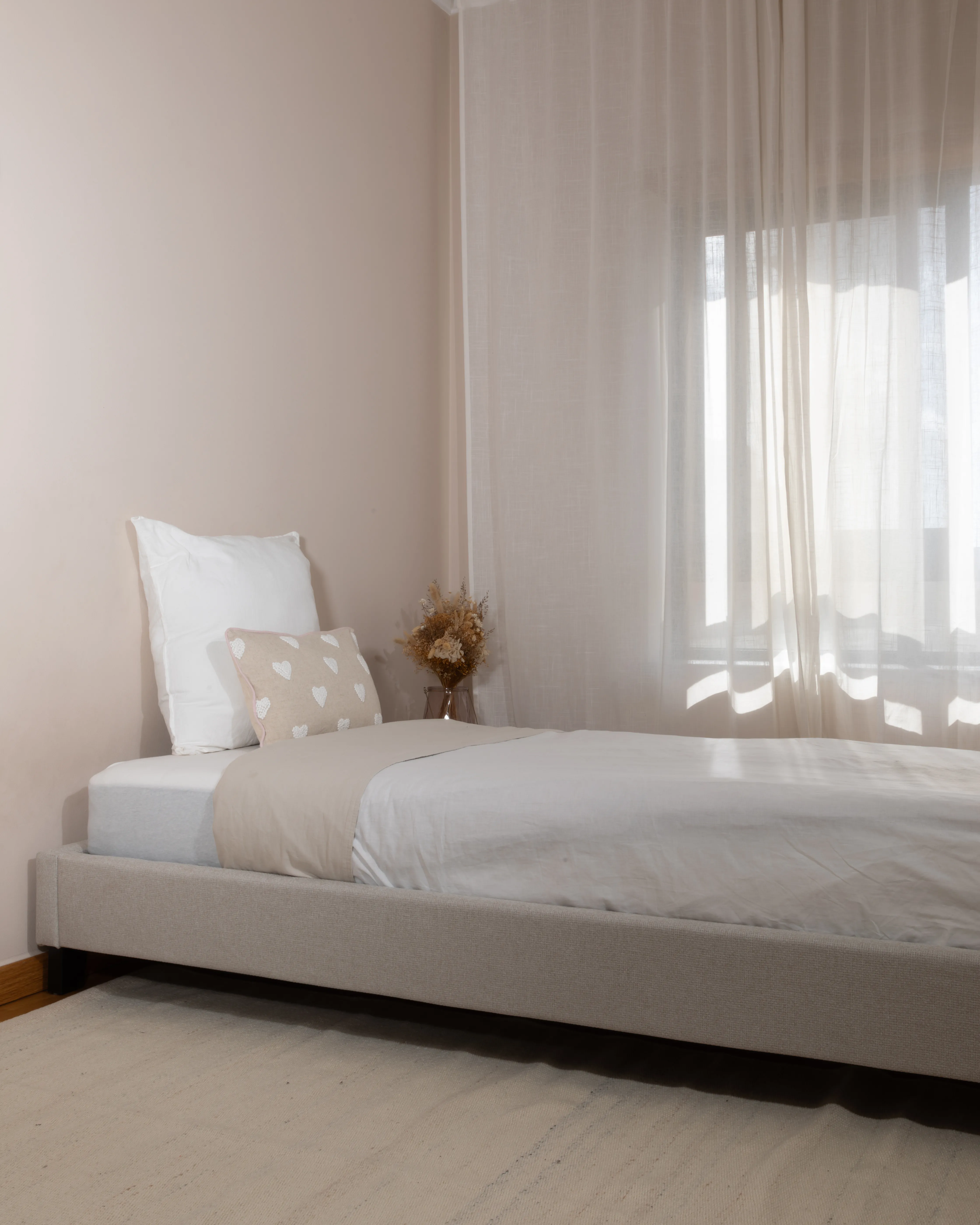 Bed zonder hoofdbord Stof ROANNE 90 x 200 cm Lichtbeige