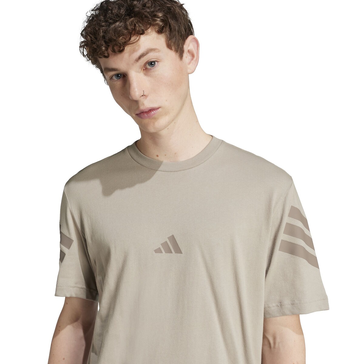 ADIDAS SPORTSWEAR<br>Camiseta de manga curta Future Icons com 3 listras