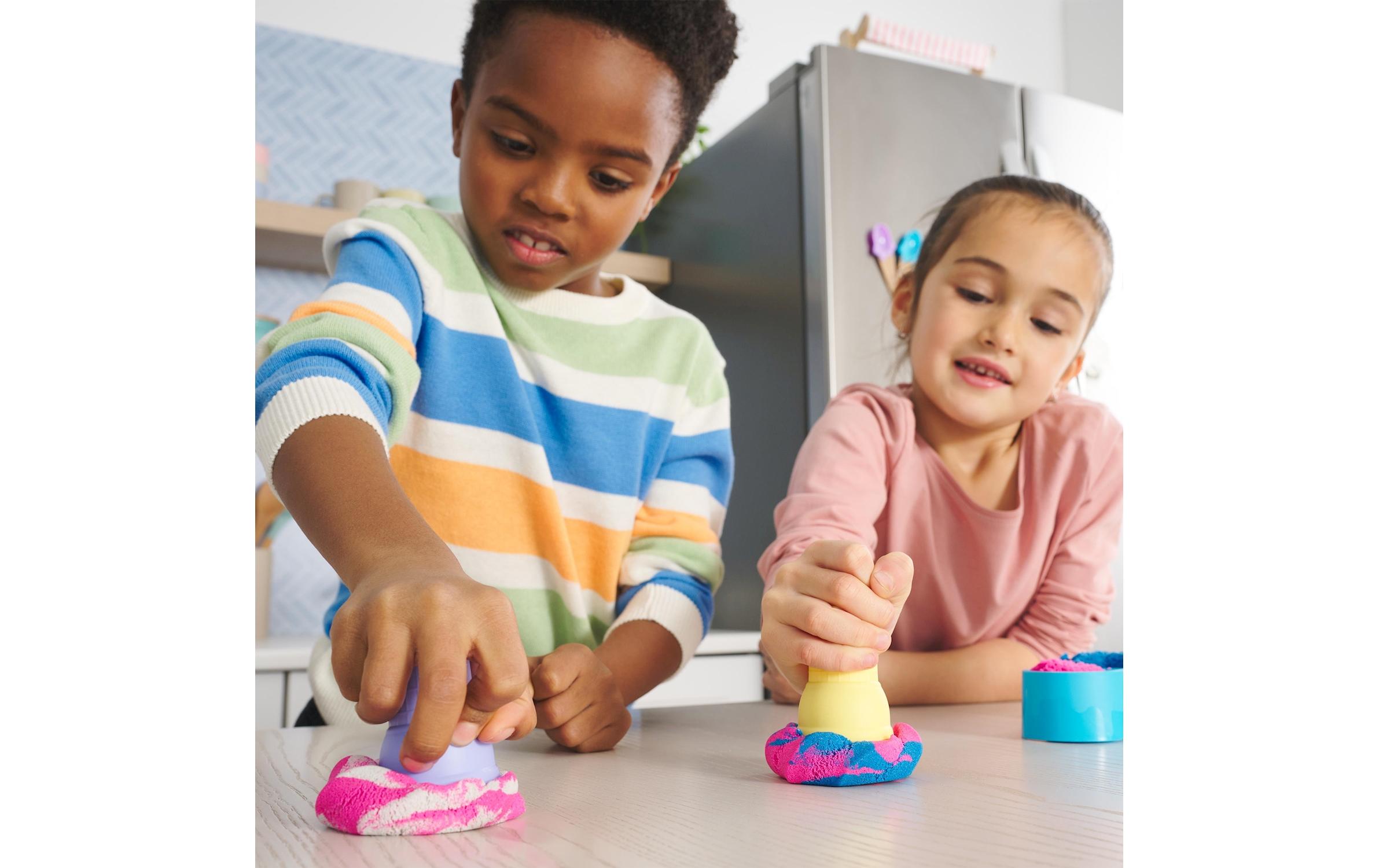 Kinetic Sand Softeis Stand 396 gKreatives Indoor-Sandspiel