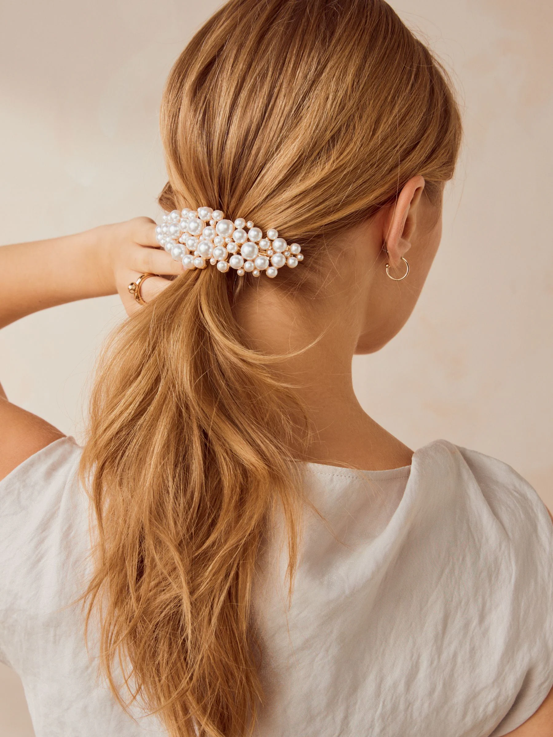 Wit - Metalen barretteclip met pareleffect