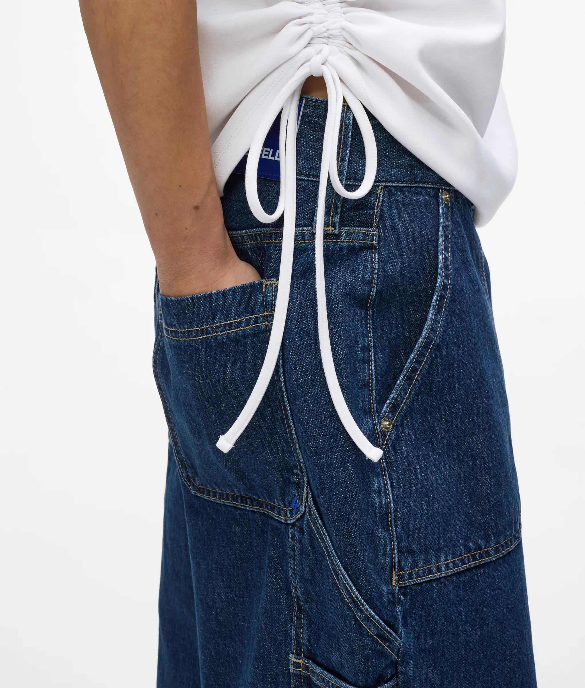 Stropdas detail met ruches t-shirt
