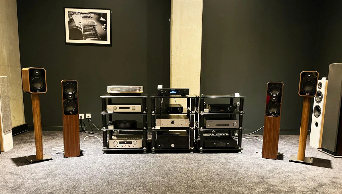 Q Acoustics 5020 Chêne clair (la paire) Enceintes bibliothèque