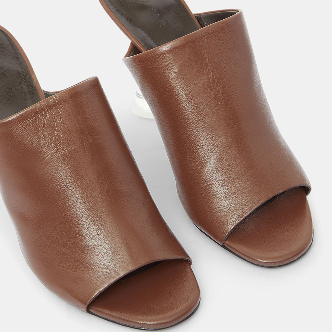 By Far Mules en Cuir Luz marron - Talon 10 cm