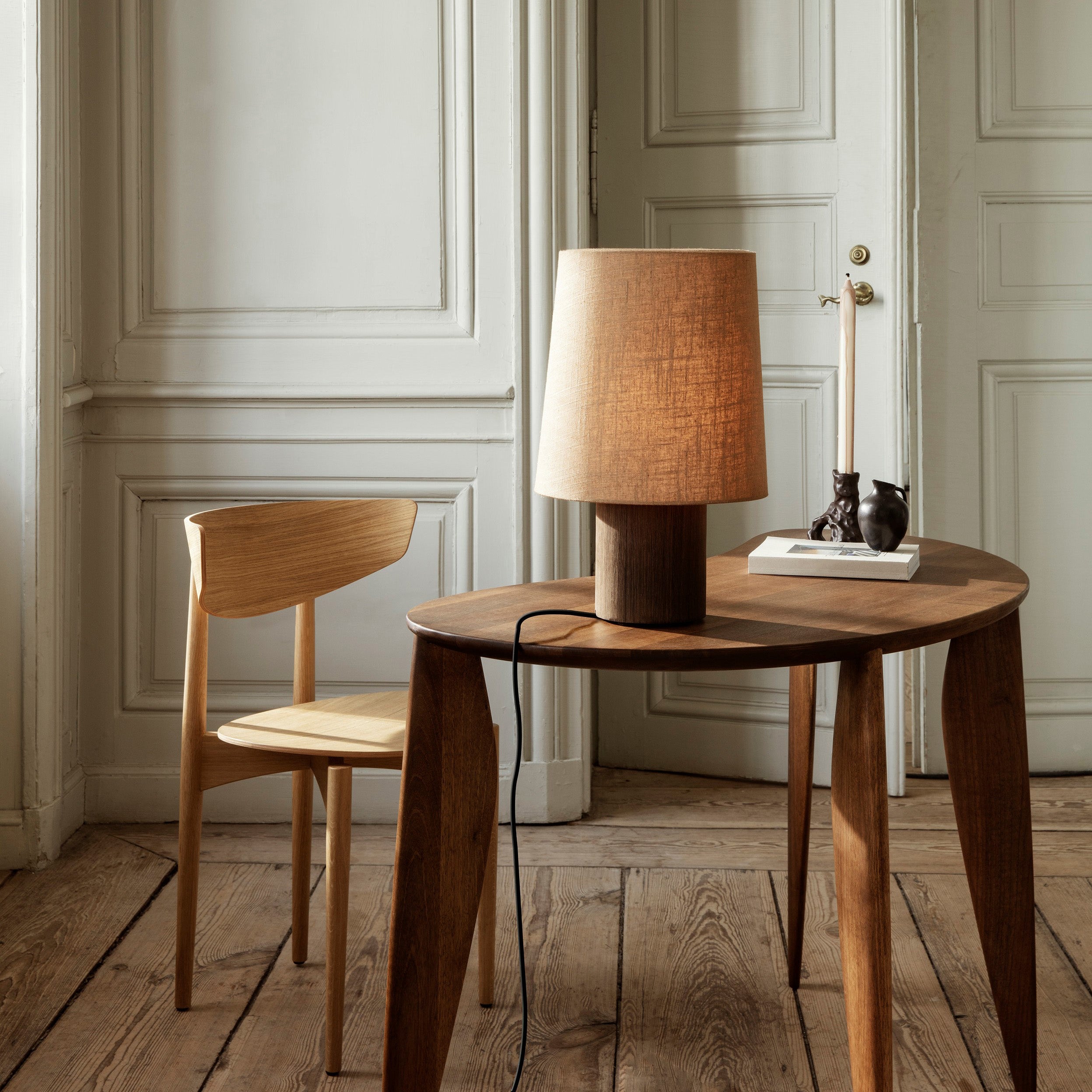 Ferm Living Feve Bureau - Walnoot