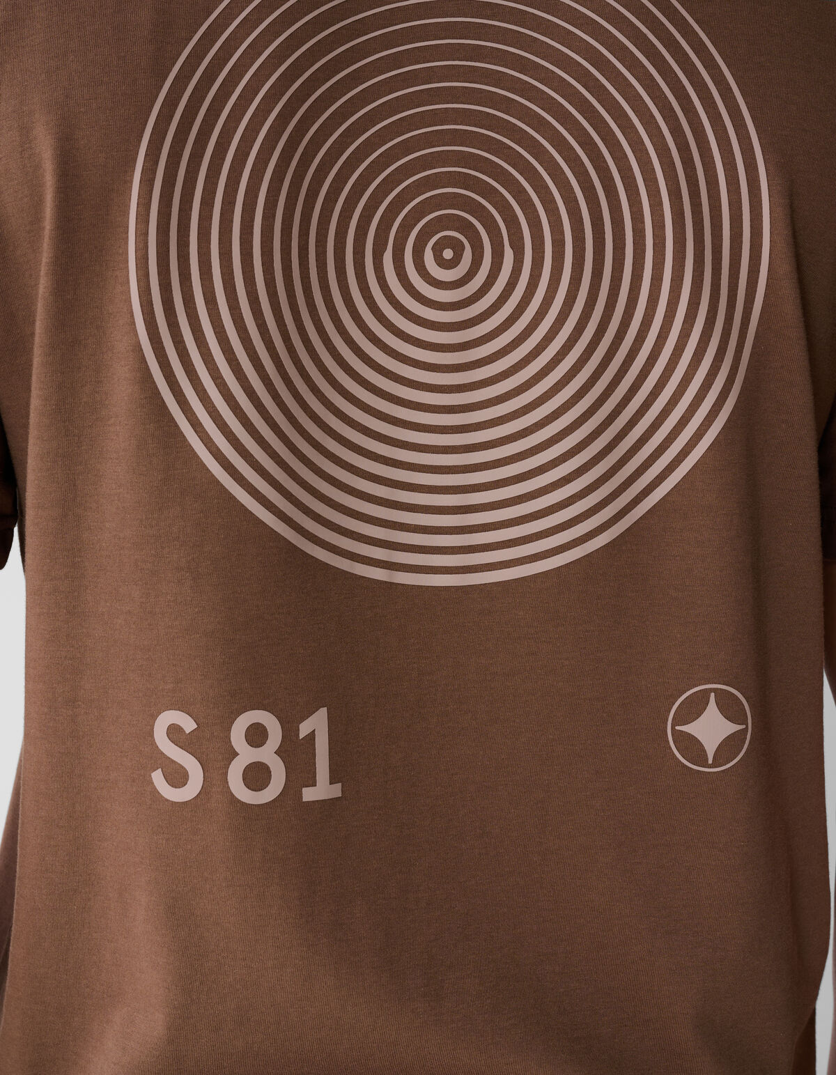 Logo Circle Artwork T-shirt Bruin