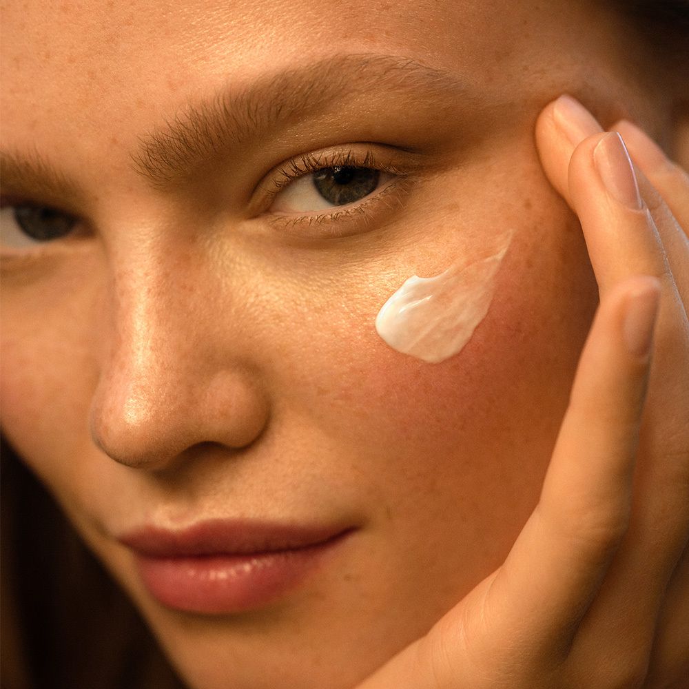 Weleda Skin Food Nährende Tagespflege - spendet Feuchtigkeit & Glow für trockene Gesichtshaut