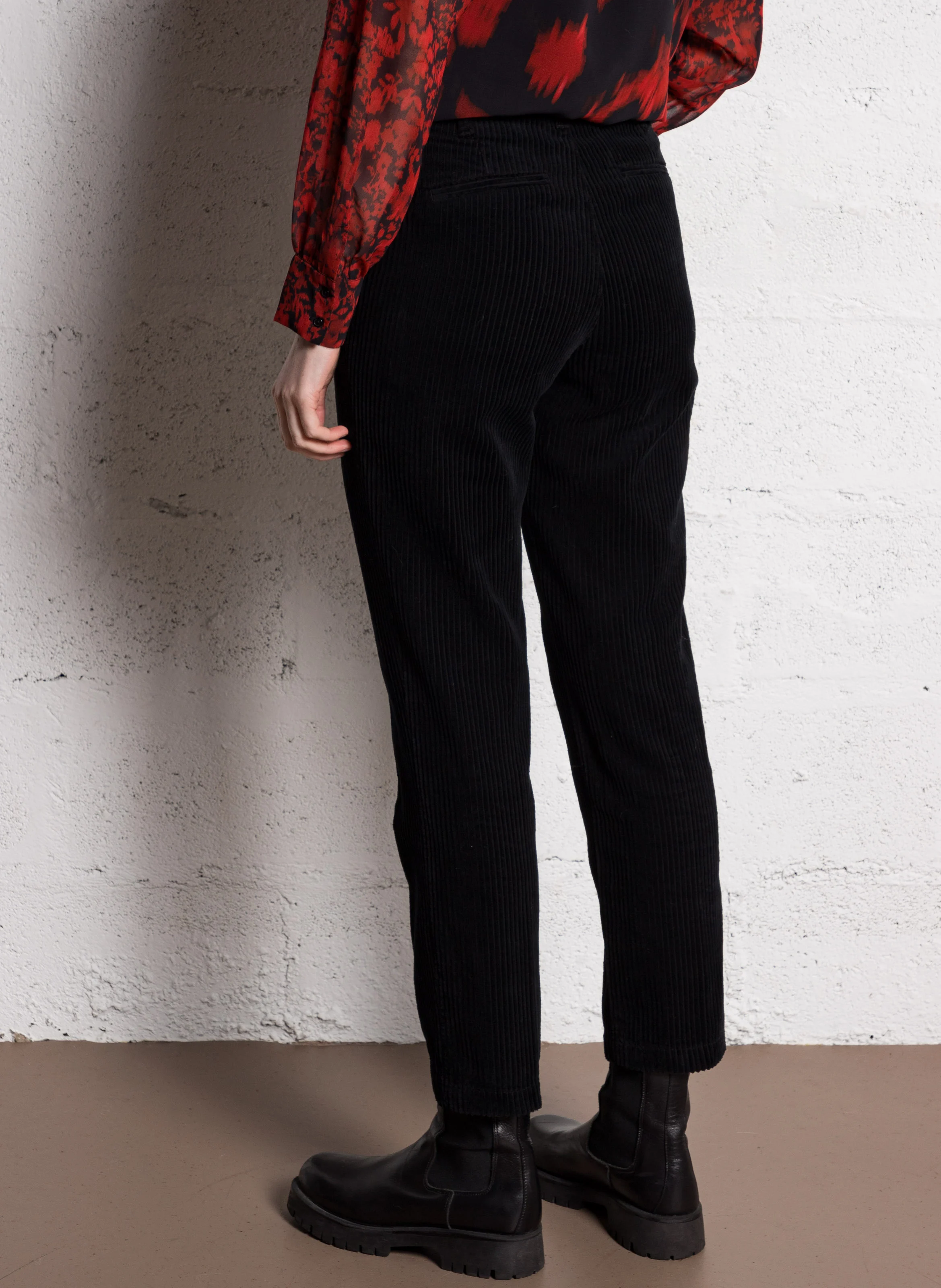 LOGAN - Pantalon droit en coton côtelé | Noir