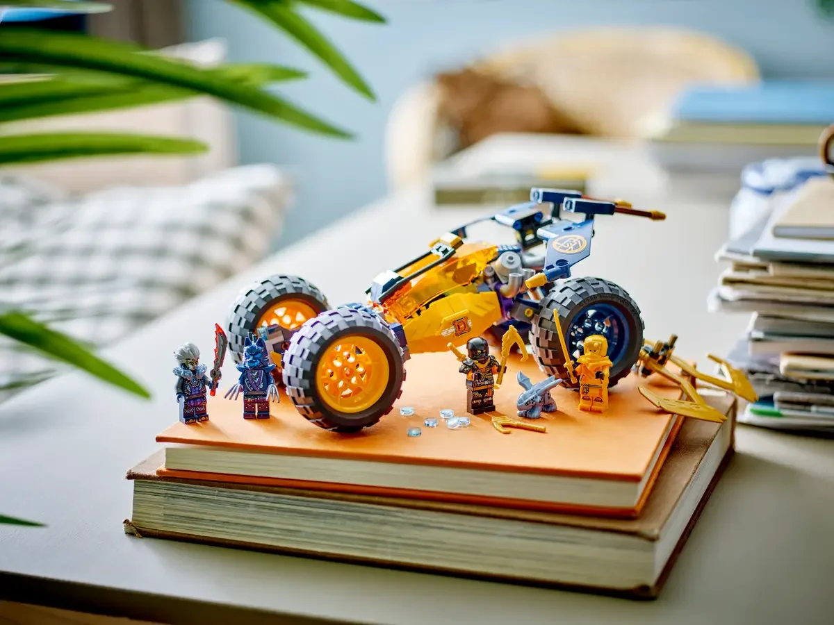 LEGO Ninjago - Arins ninja-offroader (71811)