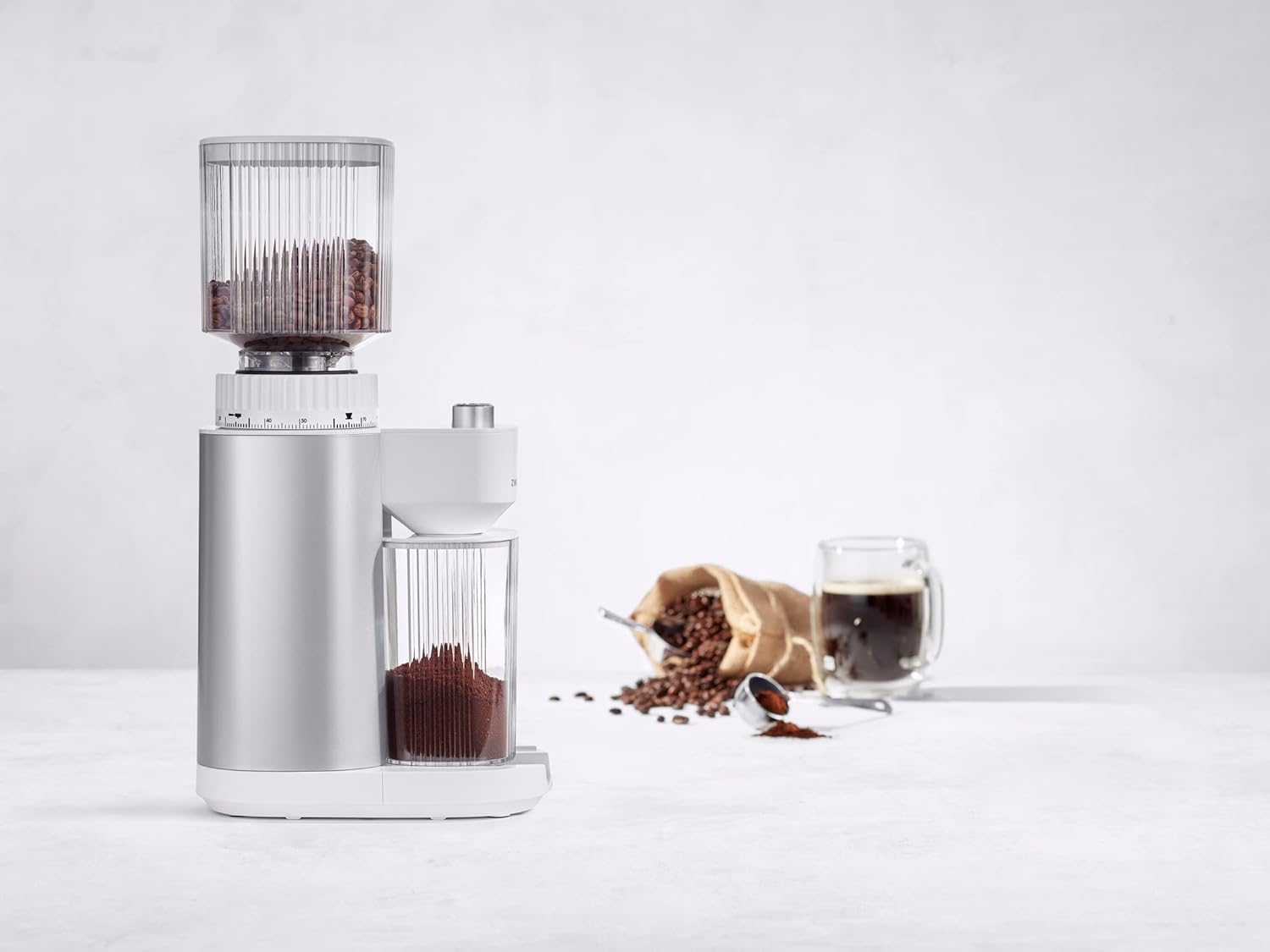 ZWILLING ENFINIGY Kaffeemühle für 1-12 Tassen, Elektrische Kaffeemühle mit aromaschonendem Kegelmahlwerk & einstellbarem Mahlgrad, Silber
