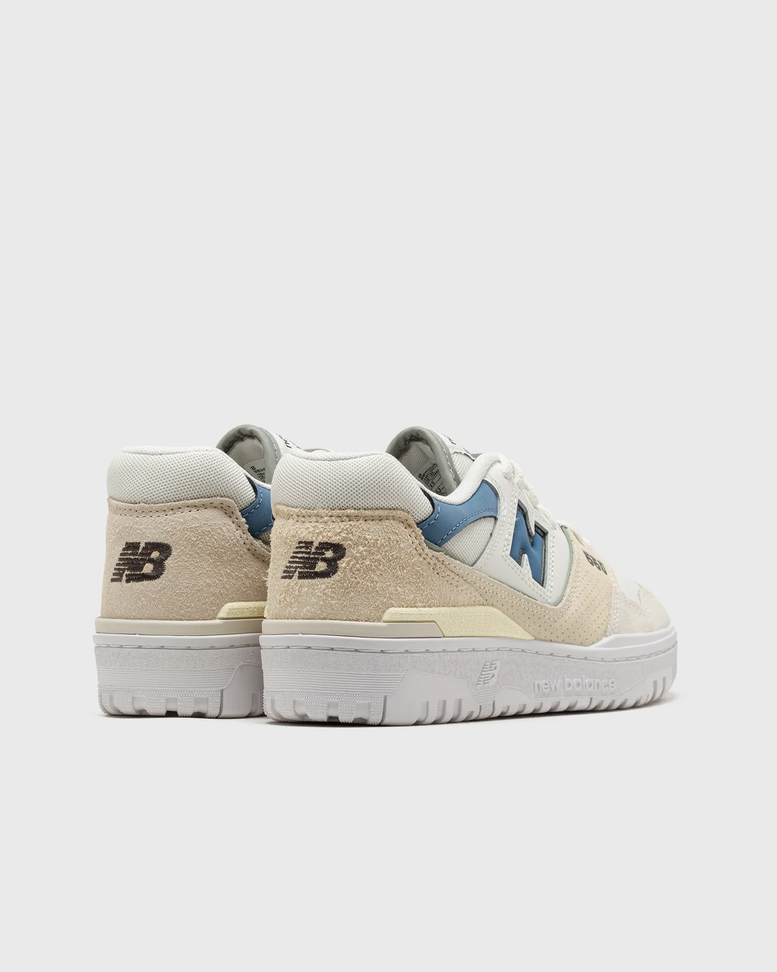 New Balance WMNS 550