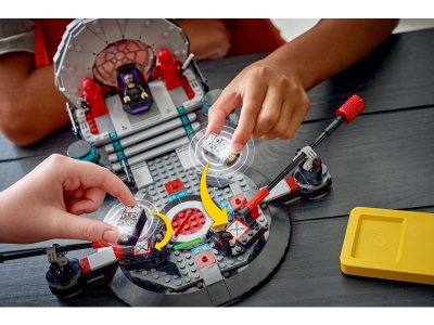 LEGO SMART Play™: Troonzaalduel en A-wing™ (75427)