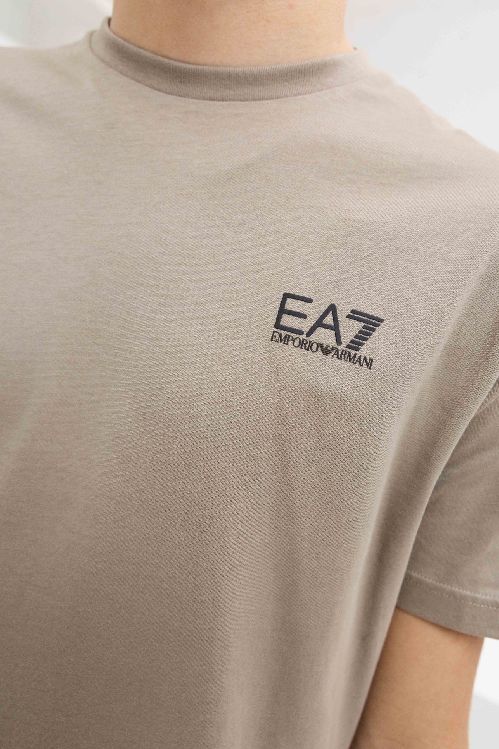 EA7 Emporio Armani 7M001327 T-Shirt Heren Beige
