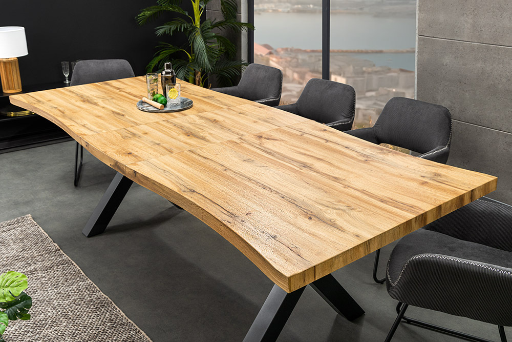 Ausziehbarer Esstisch WILD 160-200cm braun Wildeichen-Design schwarz Baumkante