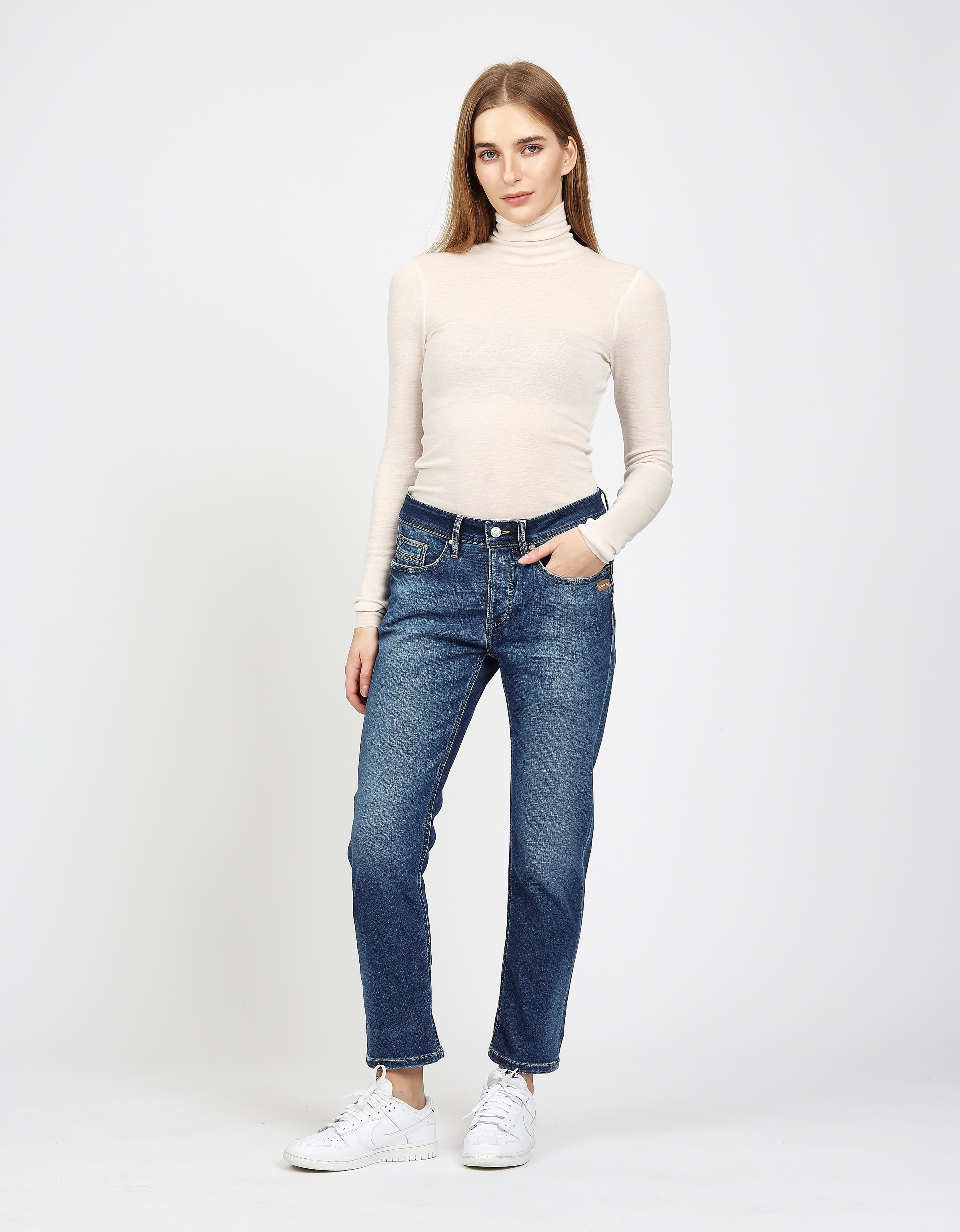 GANG Boyfriend-Jeans »94NICA CROPPED« mit geraden und verkürzten Beinverlauf